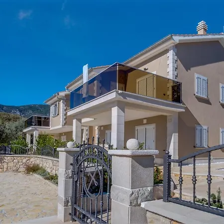 דירה Lucica 360 Sea View נזרין