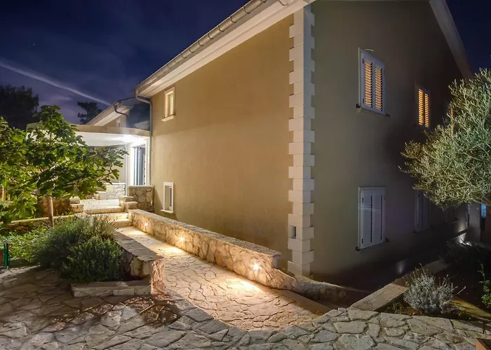 Lucica 360 Sea View *