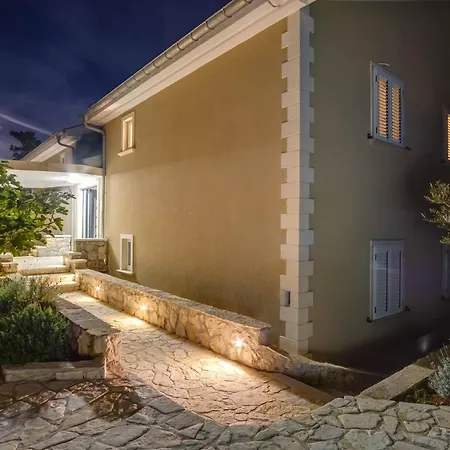 Lucica 360 Sea View *