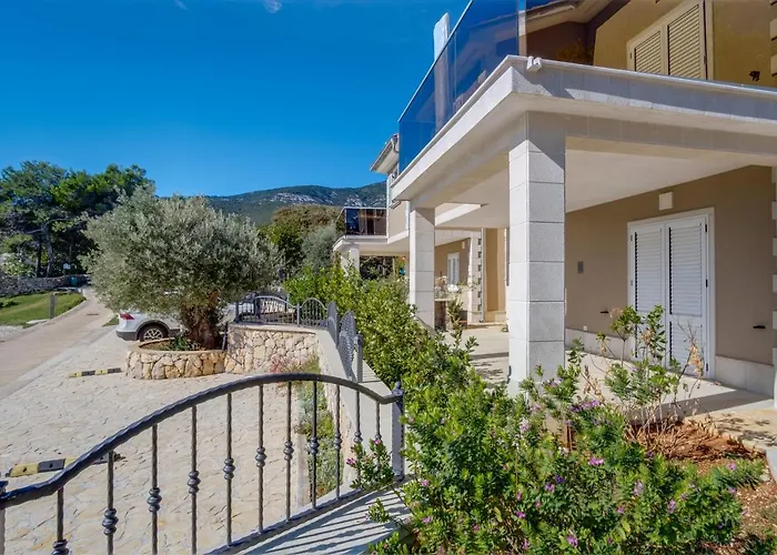 Lucica 360 Sea View